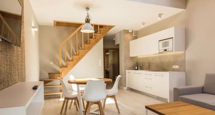 Royal Hill Residence