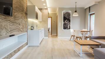 Apartament Royal Hill Residence 7 | 1 bedroom, iron/ironing board, free WiFi, bed sheets