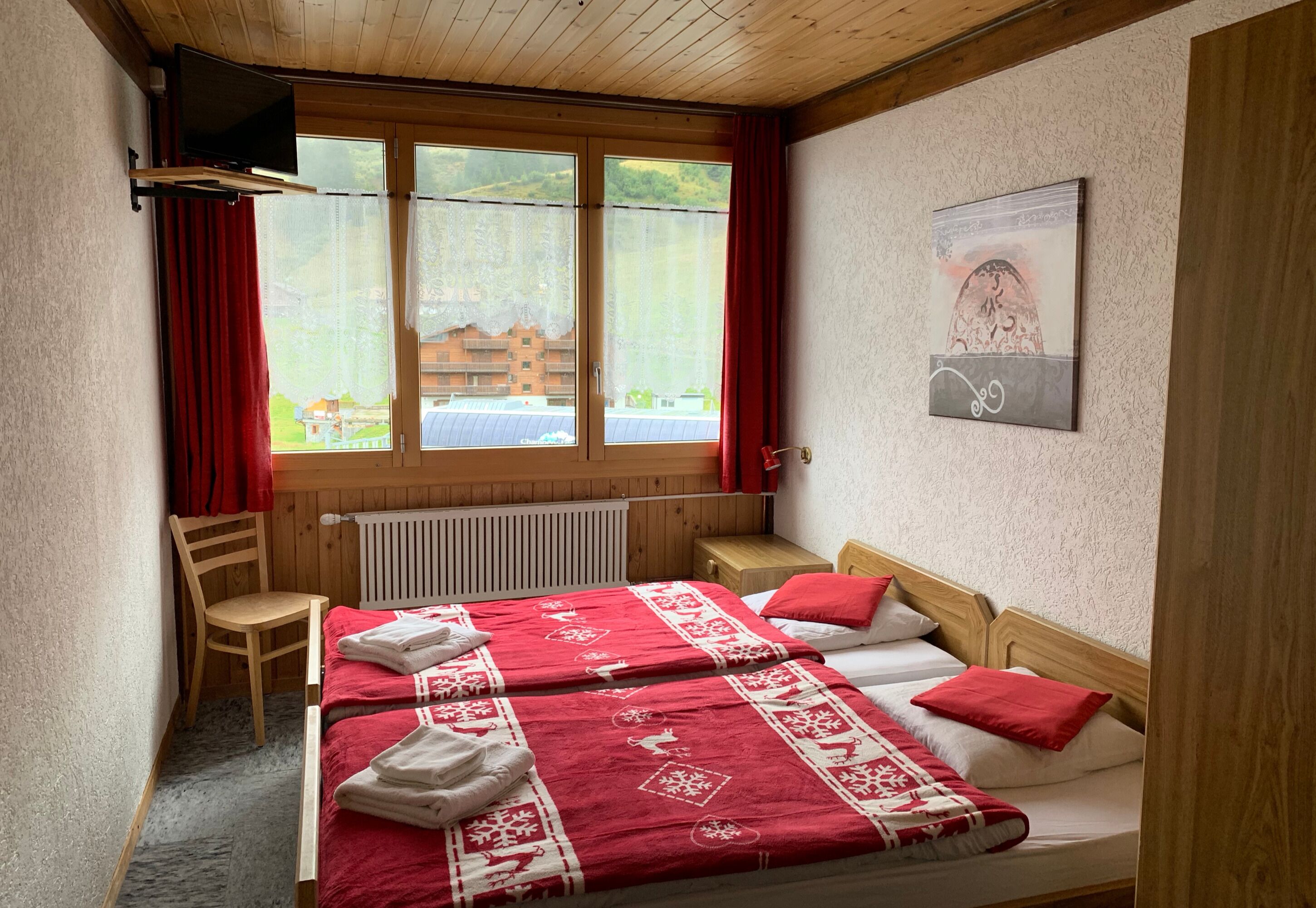Economy Double Room | Individually decorated, individually furnished, free WiFi, bed sheets
