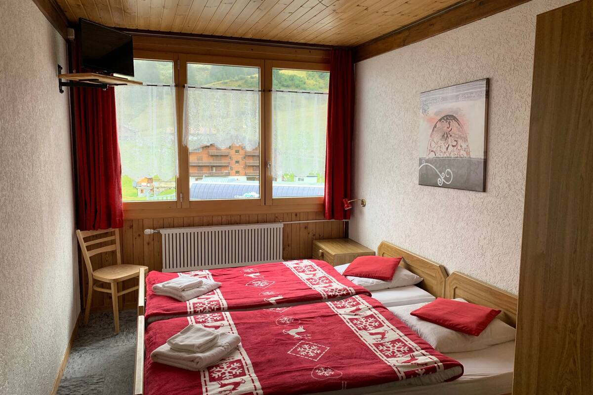 Economy Double Room | Individually decorated, individually furnished, free WiFi, bed sheets