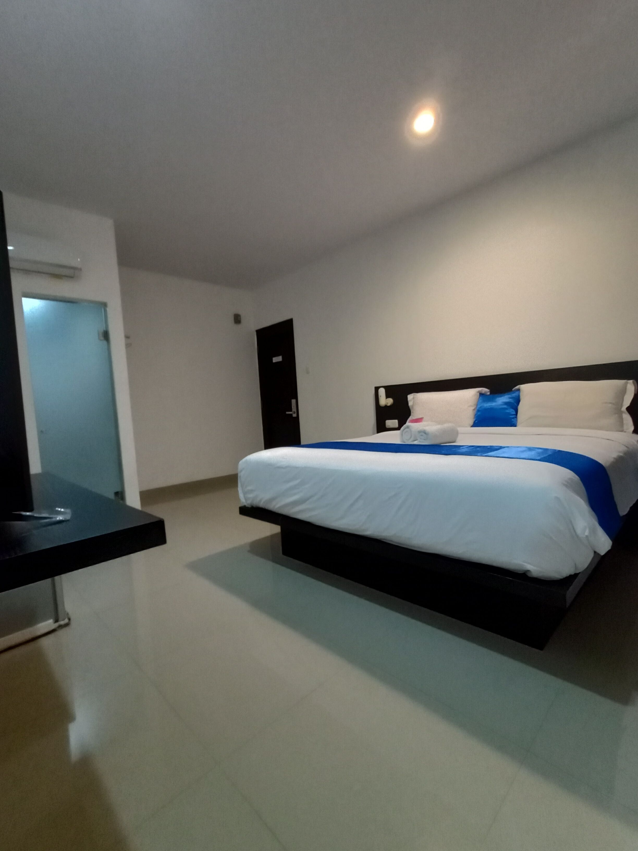 Junior Suite | Desk, soundproofing, free WiFi, bed sheets