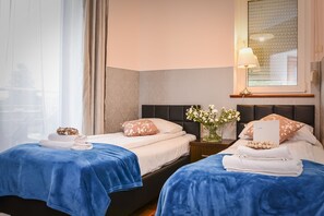 Basic Double or Twin Room | Individually decorated, individually furnished, desk, laptop workspace - Willa Bryza (Gdynia)