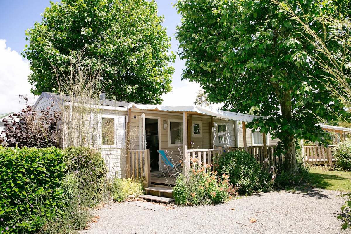 Mobile Home, 3 Bedrooms (6/8 pers.) | Terrace/patio