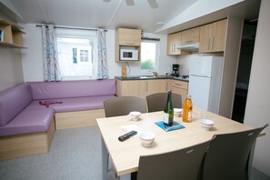 Mobile Home, 3 chambres (6/8 pers.) | Cuisine privée