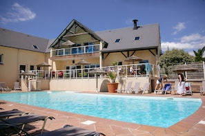 Seasonal outdoor pool - Camping Saint Michel (Courtils)