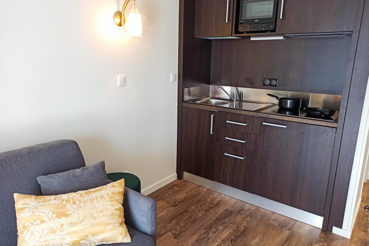 superior suite, terrace | 1 bedroom, premium bedding, in-room safe, individually decorated