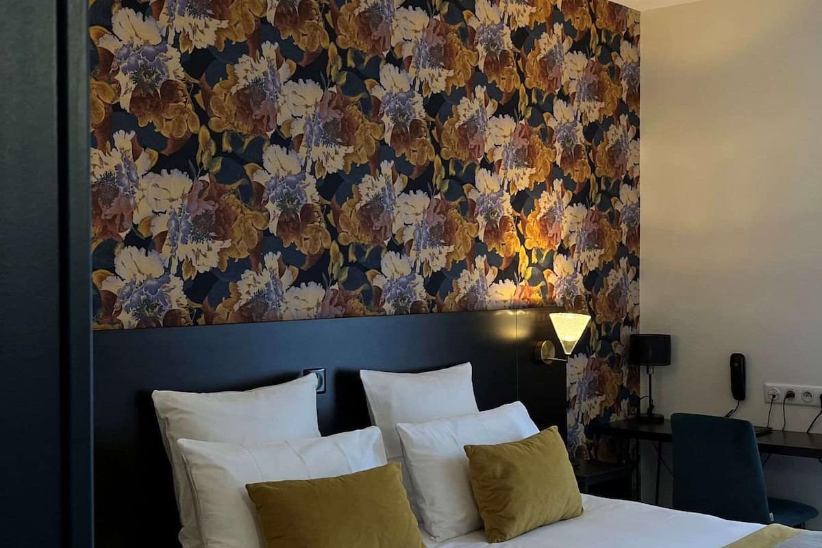 double room | 1 bedroom, premium bedding, in-room safe, individually decorated