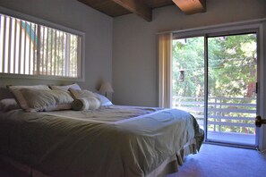 3 室のベッドルーム、WiFi、ベッドシーツ