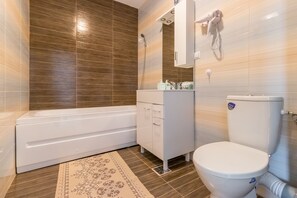 Comfort Suite | Bathroom - Nicobri Studios (Floresti)