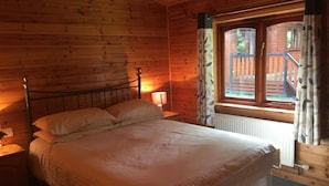 Lodge | 1 soverom og sengetøy
