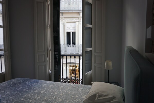 设计复式房, 1 张大床和 1 张沙发床, 阳台, 城市景观 | 熨斗/熨衣板、免费 WiFi、床单