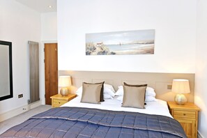 Apartment | 1 bedroom, individually decorated, individually furnished, free WiFi - Gresham House 1-bed (Eastbourne)