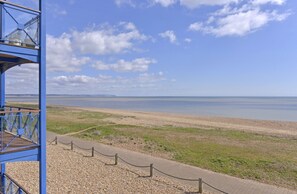 Apartment | Beach/ocean view - Beachfront (Eastbourne)