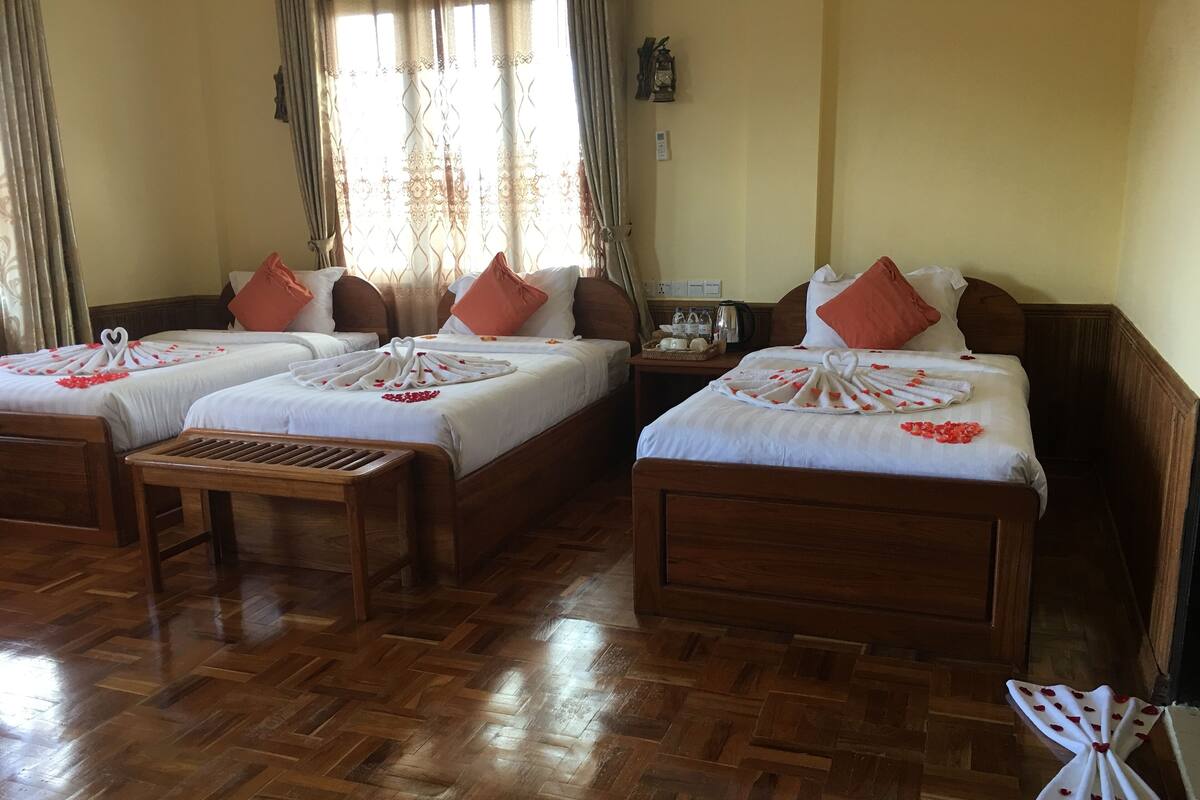 Superior Triple Room | Free WiFi, bed sheets