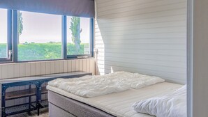 3 soverom, reiseseng for barn, wi-fi (inkludert) og sengetøy