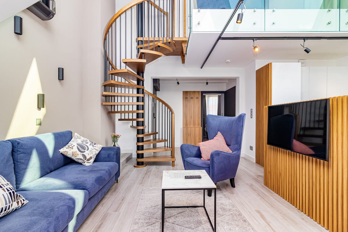Penthouse | Living area | Flat-screen TV, heated floors