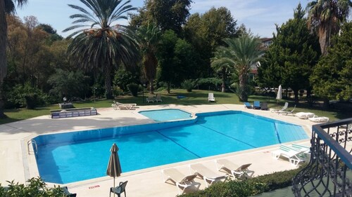 Peaceful Villa at Riverside Alanya