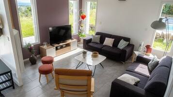 Télévision, table de tennis de table