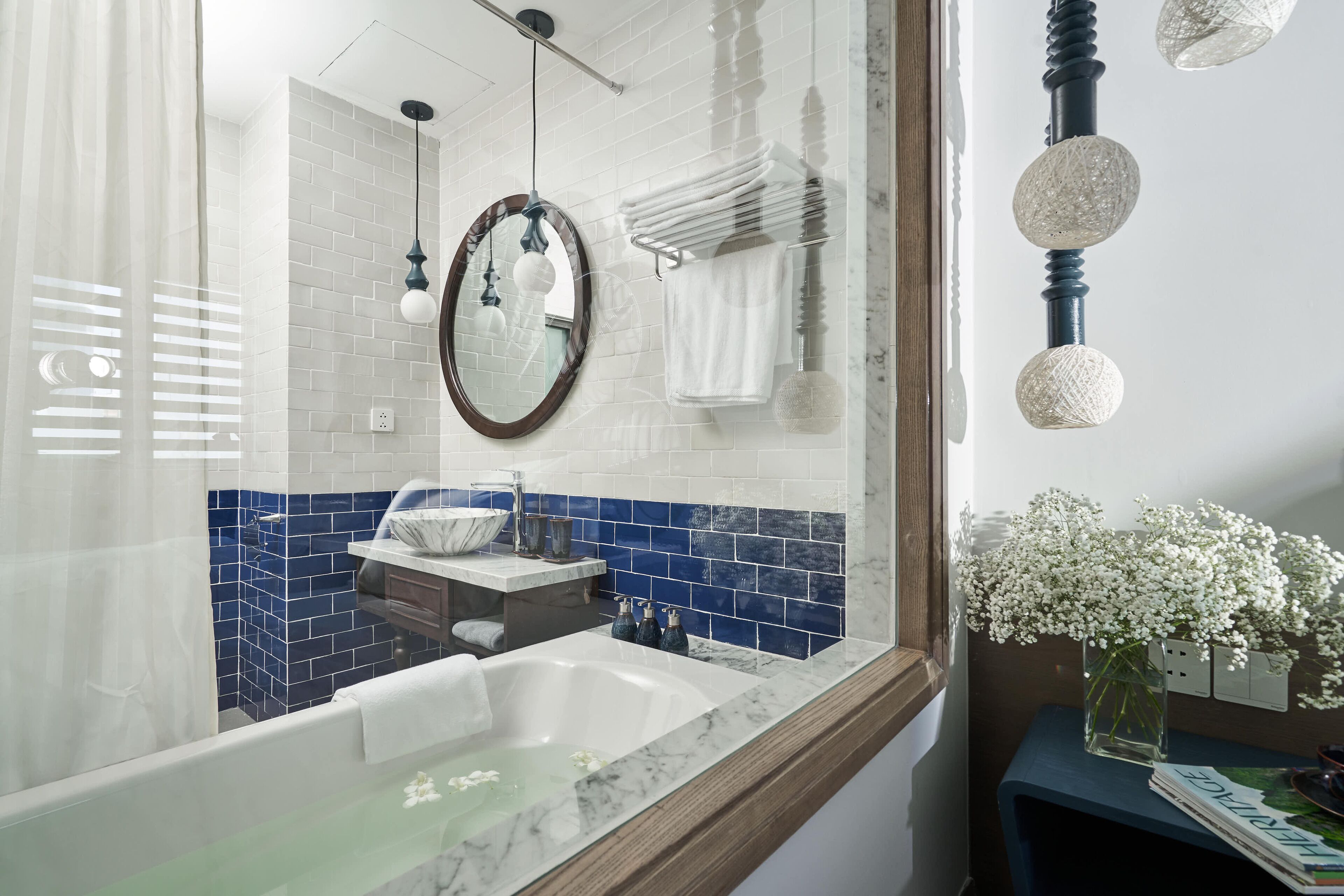 sofiana deluxe room | bathroom | shower, free toiletries, hair dryer, bathrobes