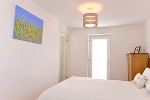 Apartamento | 2 quartos, individualmente decorados, individualmente mobiliados