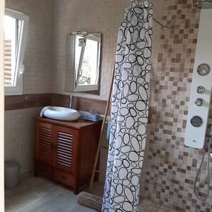 Double Room | Bathroom - La Croisee Des Sentiers (Salazie)