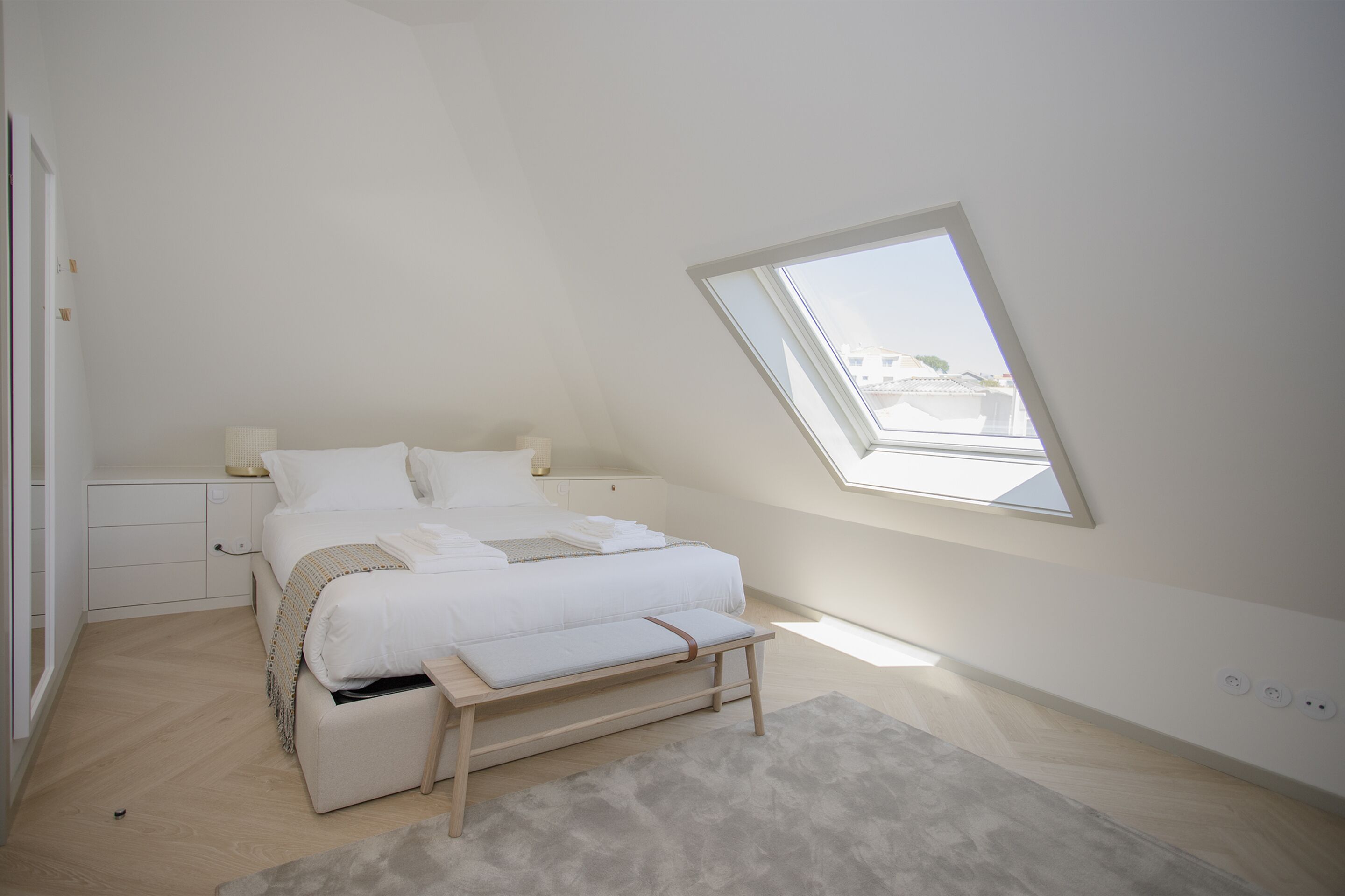 Luxury Apartment, 2 Bedrooms (VI) | Desk, soundproofing, iron/ironing board, cribs/infant beds