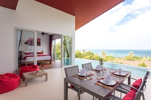 2-Bedroom Villa with Sea View | Terrace/patio