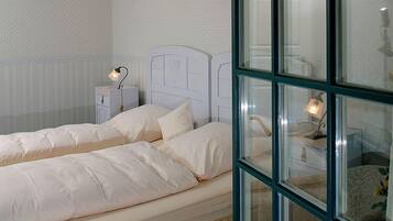Comfort-Doppelzimmer | Allergikerbettwaren, Schreibtisch, Verdunkelungsvorhänge