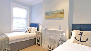 Hus, 2 soverom | 2 soverom, individuelt dekorert og individuelt innredet