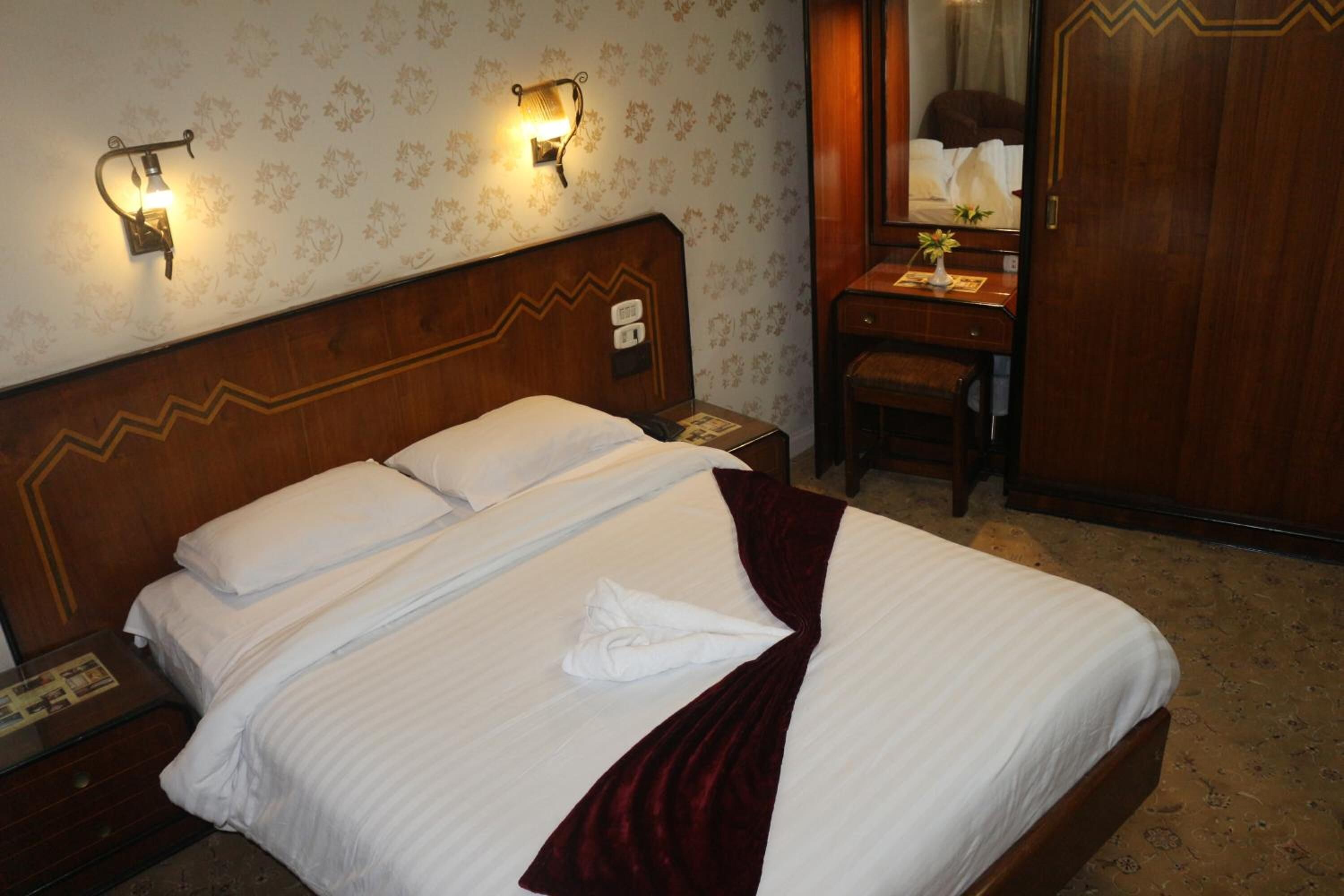 Photo - Hor Moheb Hotel