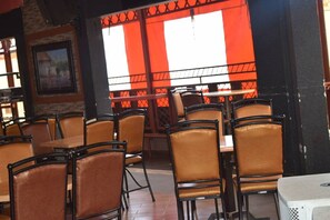 Lounge - Klub Lii Hotel (Thika)