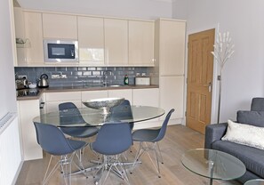 Apartment, 3 Bedrooms | In-room dining - Bicknell House Lascelles Penthouse (Eastbourne)