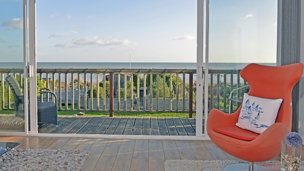 Unclassified image, 1 of 19, button - Tides Cottage (Pevensey)