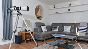 Unclassified image, 3 of 19, button - Tides Cottage (Pevensey)