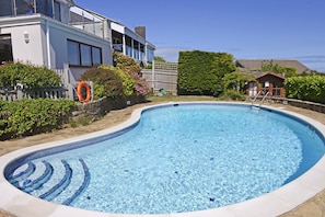 Pool - Fairways (Eastbourne)