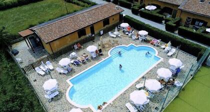 Chalet San Massimo with heated swimming pool near Campitello Matese