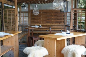 Breakfast, lunch, dinner served; international cuisine, garden views