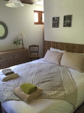 7 chambres, lit parapluie, Wi-Fi gratuit, draps fournis