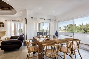 Dining - Lila - Stunning sea views from this villa with infinity pool (Sesmarias)