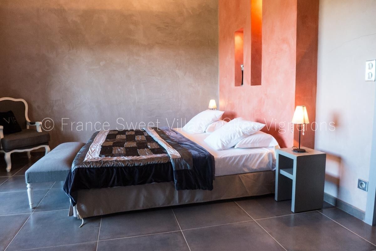 4 間睡房、熨斗/熨衫板、免費 Wi-Fi、床單