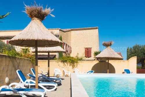 Very beautiful house upto 8 people with large pool and views