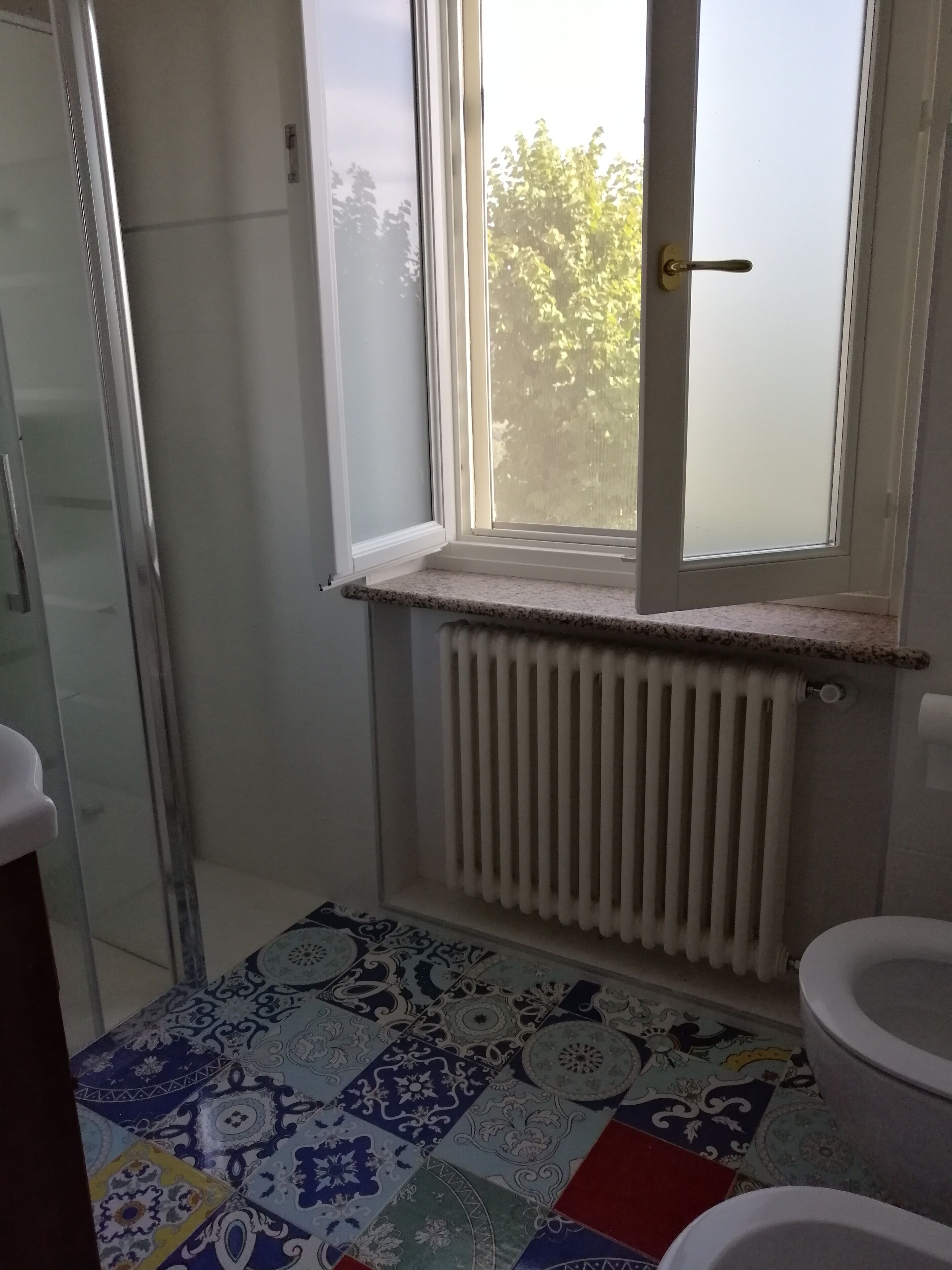 Boutique Apartment w Balcony in Roero wine area of Piedmont, near Asti and Alba.