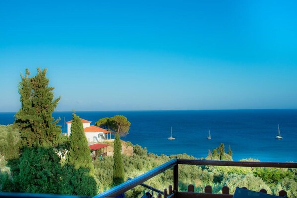 Θέα στην παραλία/θάλασσα