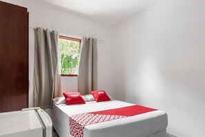 Habitación doble (without AC) | Sistema de insonorización, wifi gratis, ropa de cama