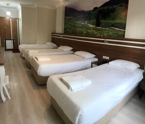 Standard-Vierbettzimmer