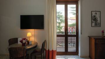 Panoramic Room, Ensuite | Premium bedding, desk, free WiFi