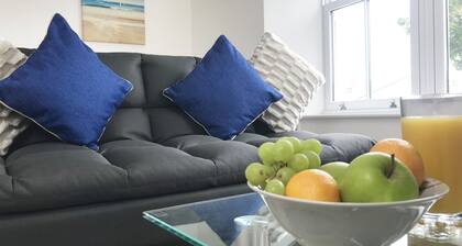 Lux Blu - Truro Apartment