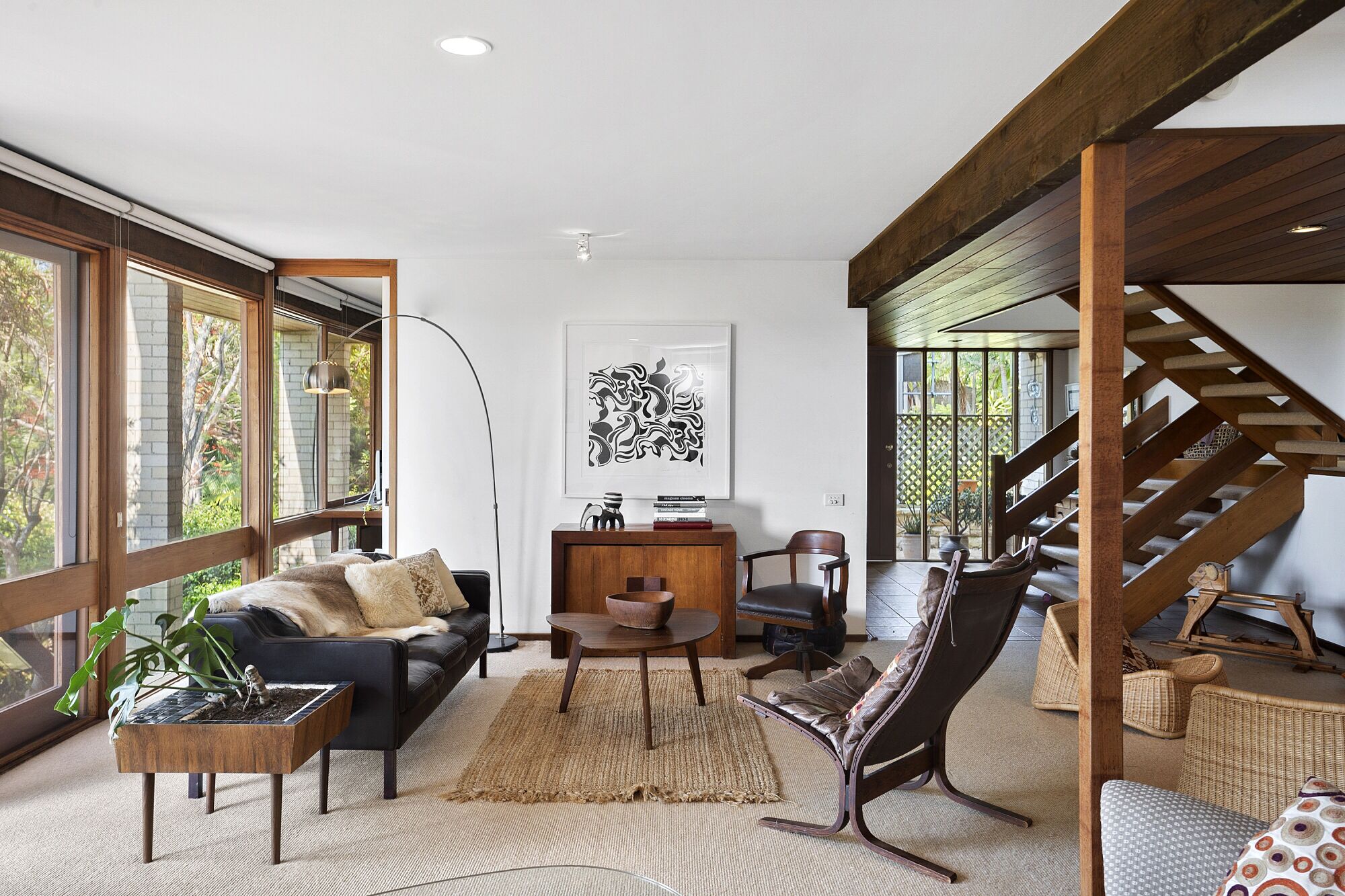 Stunning Designer House near Palm Beach & Avalon