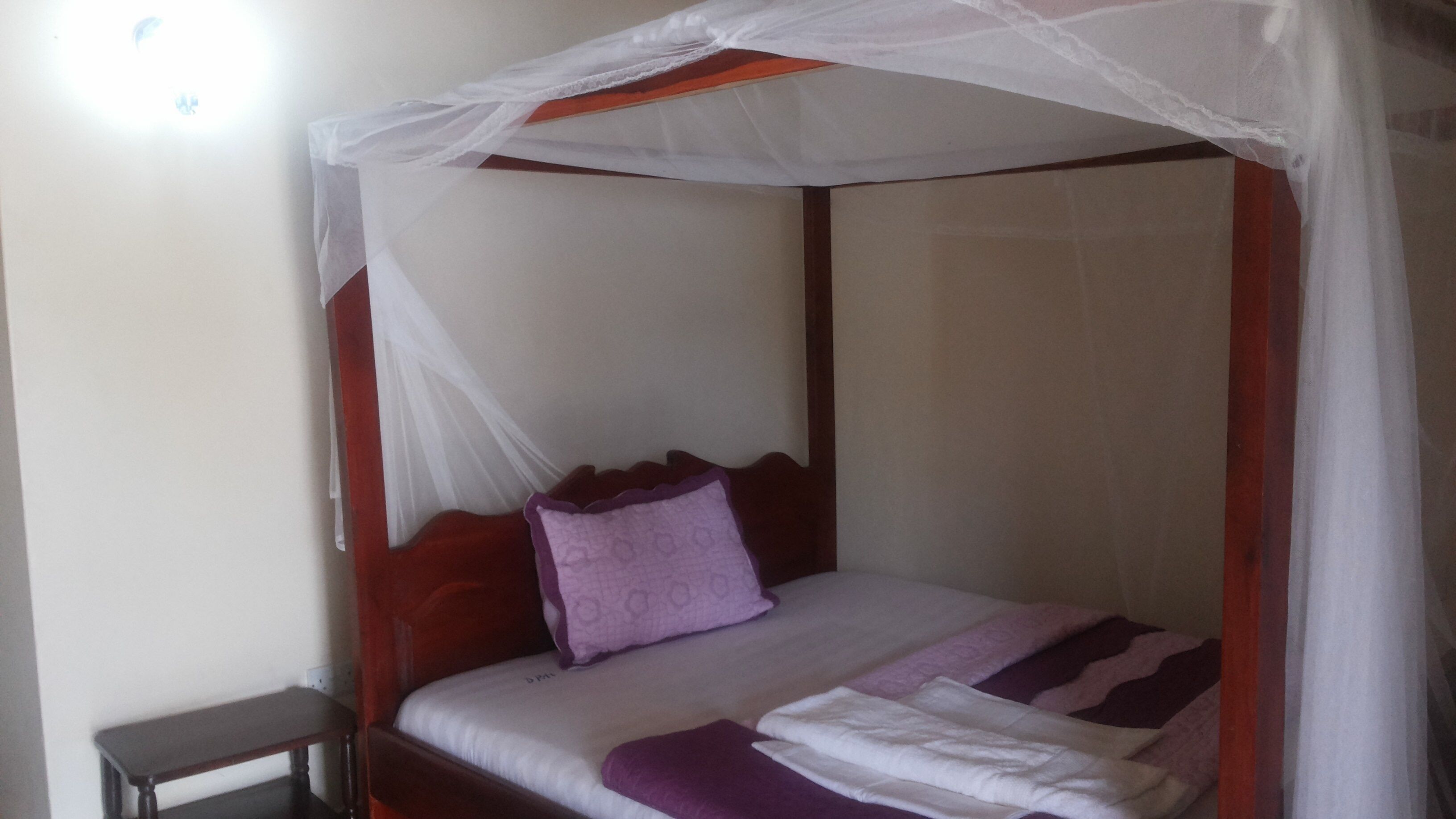 Individually decorated, desk, soundproofing, free WiFi