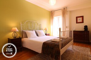 2 bedrooms, in-room safe, soundproofing, iron/ironing board